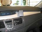 Brodit ProClip 854133 voor Renault Laguna 2008-2015 - installatiepositie