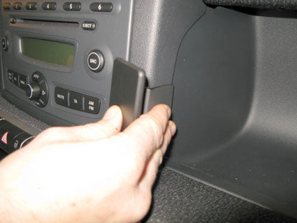 Brodit ProClip 854167 voor Smart ForTwo 2008-2010 - detail van dashboardmontage