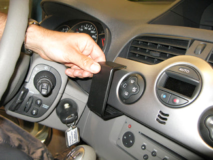 Brodit ProClip 854206 voor Renault Kangoo 2008-2013 - ProClip geplaatst in het voertuig
