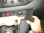 Brodit ProClip 854210 voor Citroen Berlingo Transport 2008-2018, Citroen Berlingo Family 2008-2018 en Peugeot Partner 2008-2018 - ProClip geplaatst in het voertuig