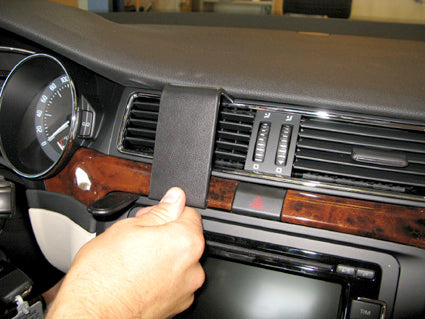 Brodit ProClip 854218 voor Skoda Superb 2009-2015 - detail van dashboardmontage