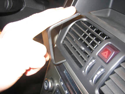 Brodit ProClip 854256 voor Volvo XC60 2009-2010 - ProClip geplaatst in het voertuig