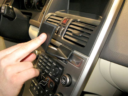 Brodit ProClip 854257 voor Volvo XC60 2009-2010 - montagepositie op dashboard