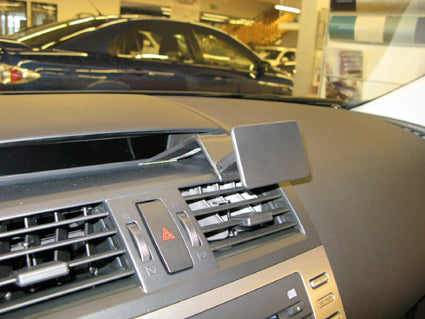Brodit ProClip 854266 voor Mazda 6 2008-2012 - detail van dashboardmontage