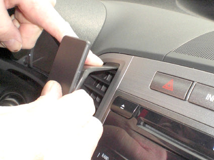 Brodit ProClip 854326 voor Toyota Venza 2009-2012 - ProClip geplaatst in het voertuig