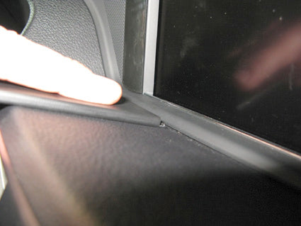 Brodit ProClip 854330 voor Mercedes Benz E-Class, Stationwagon 2010-2013, Mercedes Benz E-Class, Sedan 2009-2013 en Mercedes Benz E-Class, Sedan 2010-2013 - montagepositie op dashboard