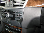 Brodit ProClip 854331 voor Mercedes Benz E-Class, Stationwagon 2010-2013, Mercedes Benz E-Class, Sedan 2009-2013 en Mercedes Benz E-Class, Sedan 2010-2014 - montagepositie op dashboard