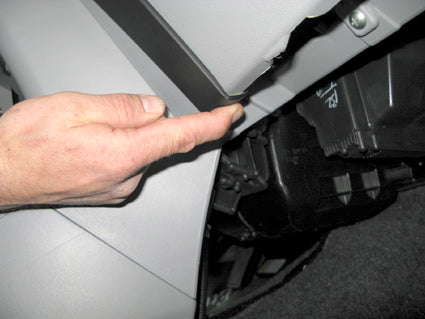Brodit ProClip 854336 voor Nissan Pixo 2009-2015 en Suzuki Alto 2009-2016 - detail van dashboardmontage