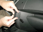 Brodit ProClip 854342 voor Peugeot 206+ 2009-2013 - detail van dashboardmontage