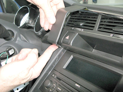 Brodit ProClip 854344 voor Peugeot 3008 2009-2016 - ProClip geplaatst in het voertuig
