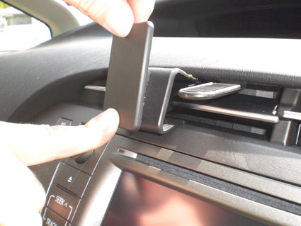 Brodit ProClip 854354 voor Toyota Prius 2010-2016 - detail van dashboardmontage