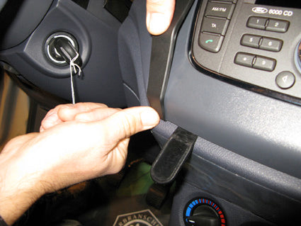 Brodit ProClip 854379 voor Ford Transit Connect 2010-2013 en Ford Tourneo Connect 2010-2013 - detail van dashboardmontage