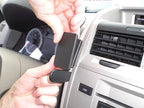 Brodit ProClip 854404 voor Ford Escape Hybrid 2008-2012, Ford Escape 2008-2012 e.a. - detail van dashboardmontage