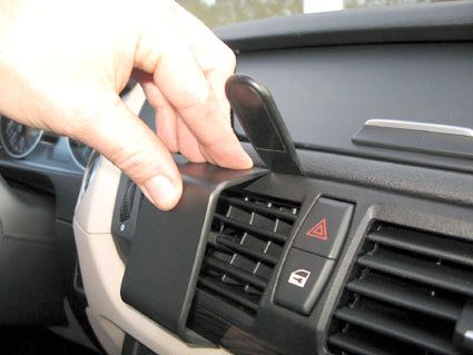 Brodit ProClip 854424 voor BMW X1 E84 2010-2015 - detail van dashboardmontage