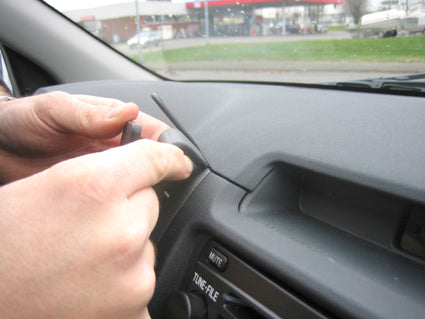 Brodit ProClip 854436 voor Toyota HiLux 2010-2011 - ProClip geplaatst in het voertuig