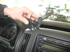 Brodit ProClip 854463 voor Nissan NV200 2015-2023, Nissan NV200 2010-2014 e.a. - montagepositie op dashboard