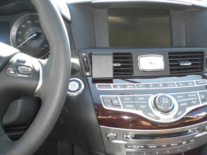 Brodit ProClip 854486 voor Infiniti Q70 2015-2021, Infiniti M56 2011-2012 e.a. - installatiepositie
