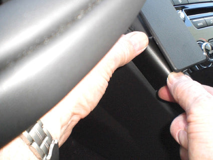 Brodit ProClip 854498 voor Jaguar XJ 2010-2019 - detail van dashboardmontage