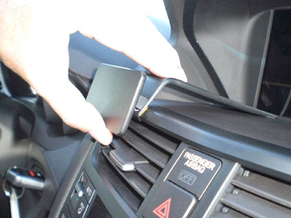 Brodit ProClip 854500 voor Acura ZDX 2010-2011 - detail van dashboardmontage