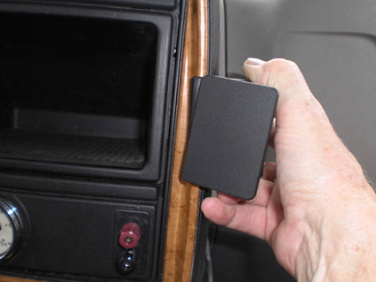 Brodit ProClip 854505 voor International Prostar 2008-2017 en International Lonestar 2008-2017 - montagepositie op dashboard