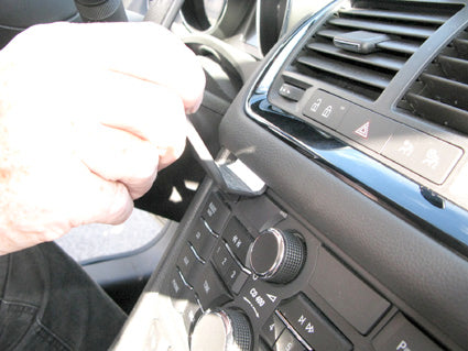 Brodit ProClip 854518 voor Opel Meriva 2011-2017 - montagepositie op dashboard