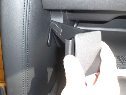 Brodit ProClip 854536 voor Infiniti QX80 2015-2019, Infiniti QX56 2011-2013 en Nissan Patrol 2011-2019 - ProClip geplaatst in het voertuig