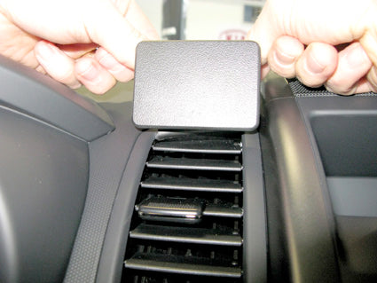 Brodit ProClip 854561 voor Kia Soul 2010-2013 - detail van dashboardmontage