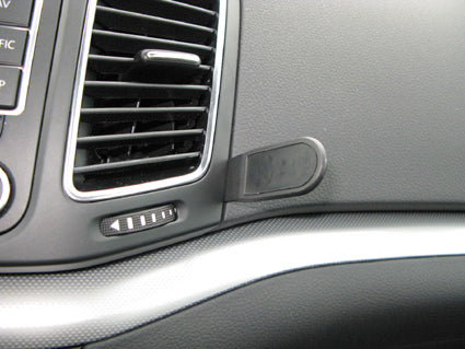 Brodit ProClip 854563 voor Seat Alhambra 2011-2019 en Volkswagen Sharan 2011-2022 - montagepositie op dashboard