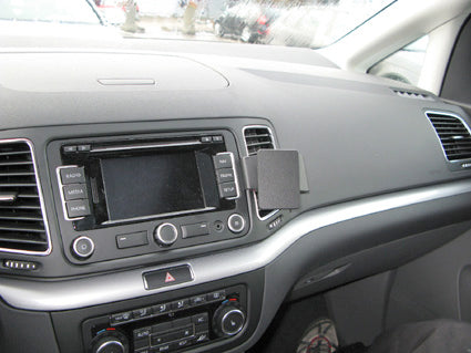 Brodit ProClip 854563 voor Seat Alhambra 2011-2019 en Volkswagen Sharan 2011-2022 - installatiepositie