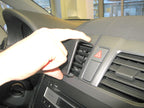 Brodit ProClip 854569 voor Suzuki SX4 2011-2015 - detail van dashboardmontage