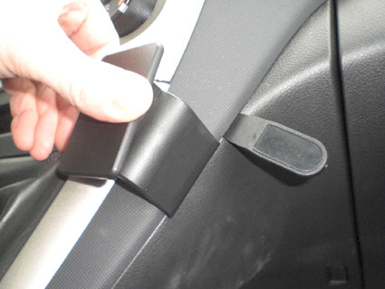 Brodit ProClip 854594 voor Pontiac Vibe 2009-2010 en Toyota Matrix 2009-2011 - ProClip geplaatst in het voertuig