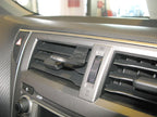 Brodit ProClip 854612 voor Subaru Trezia 2011-2014 en Toyota Verso S 2011-2016 - montagepositie op dashboard