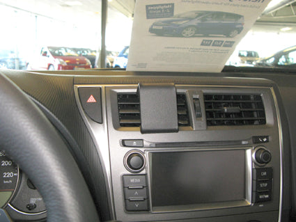 Brodit ProClip 854612 voor Subaru Trezia 2011-2014 en Toyota Verso S 2011-2016 - installatiepositie
