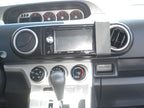 Brodit ProClip 854635 voor Scion xB 2008-2016 - detail van dashboardmontage