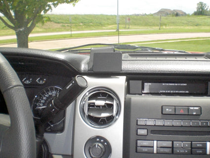 Brodit ProClip 854638 voor Ford F-Series 150 2009-2014 en Lincoln Mark LT 2010-2015 - installatiepositie