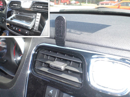 Brodit ProClip 854645 voor Chrysler 200 Convertible 2011-2014, Chrysler 200 2011-2014 en Lancia Flavia 2012-2014 - montagepositie op dashboard
