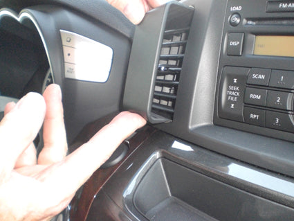 Brodit ProClip 854656 voor Nissan Quest 2011-2017 - ProClip geplaatst in het voertuig