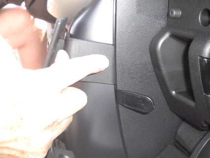 Brodit ProClip 854662 voor Mini Paceman 2013-2016 en Mini Countryman 2010-2016 - detail van dashboardmontage