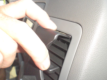Brodit ProClip 854665 voor Nissan NV 2012-2022 - ProClip geplaatst in het voertuig