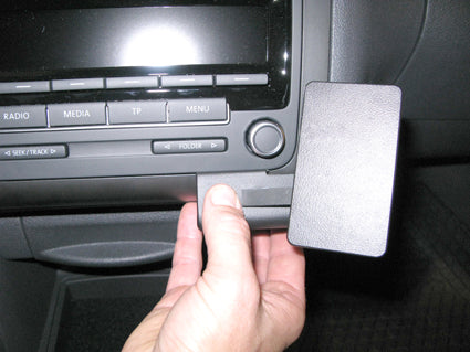 Brodit ProClip 854684 voor Volkswagen Caddy 2004-2015 - montagepositie op dashboard