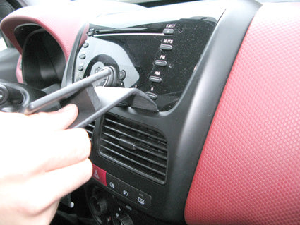 Brodit ProClip 854694 voor Fiat Doblò 2010-2014 en Opel Combo 2012-2018 - ProClip geplaatst in het voertuig