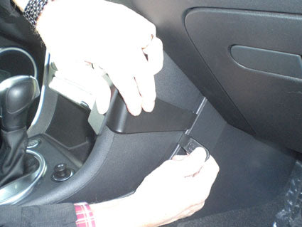 Brodit ProClip 854712 voor Volkswagen Beetle 2012-2019 - ProClip geplaatst in het voertuig