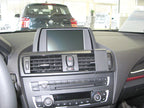 Brodit ProClip 854721 voor BMW 2-series F22, F23 2013-2017 en BMW 1-series F20, F21 2012-2017 - detail van dashboardmontage