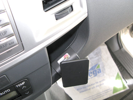 Brodit ProClip 854746 voor Toyota HiLux 2012-2016 - detail van dashboardmontage