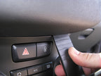Brodit ProClip 854764 voor Peugeot 208 2012-2019 en Peugeot 2008 2014-2019 - montagepositie op dashboard