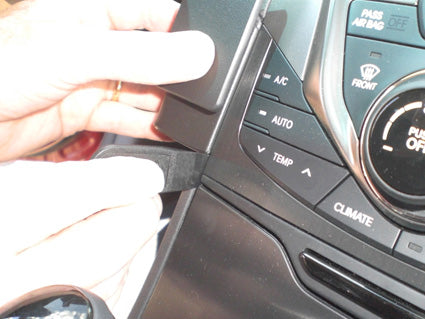 Brodit ProClip 854777 voor Hyundai Azera 2012-2017 - montagepositie op dashboard