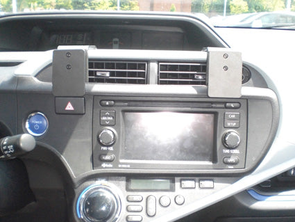 Brodit ProClip 854784 voor Toyota Prius c 2012-2017 - installatiepositie