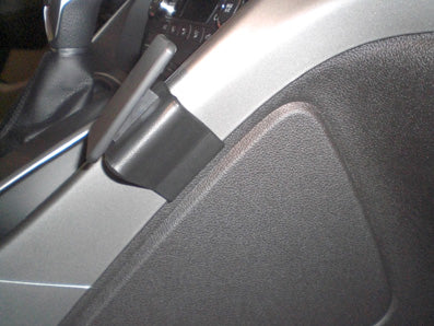 Brodit ProClip 854796 voor Ford Kuga 2013-2019, Ford Escape Hybrid 2013-2018 e.a. - productfoto zwarte ABS montagebasis