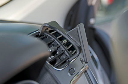 Brodit ProClip 854806 voor Dodge Journey 2011-2023 - detail van dashboardmontage