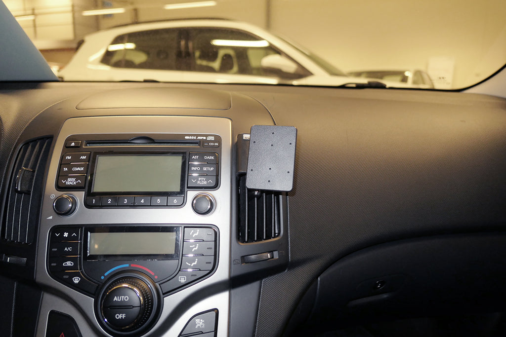 Brodit ProClip 854810 voor Hyundai i30 2008-2012 - productfoto zwarte ABS montagebasis